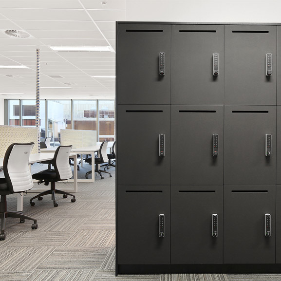 Kalustelukot toimistoihin