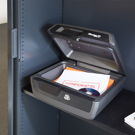 Master Lock-paloturvasalkku