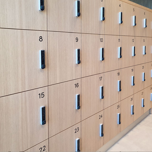 Elock Pro vaatekaapeissa