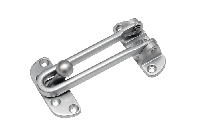 Satiinikromattu varmuussalpa ulosp=C3=A4in aukeavaan oveen. - Varmuusketjut - 301007 - 1