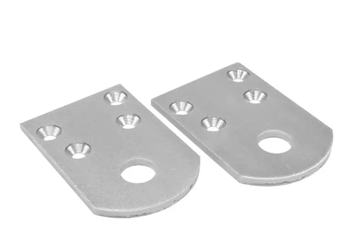 Riippulukon salparautapari, jykev=C3=A4. - Salparaudat - 309007 - 1