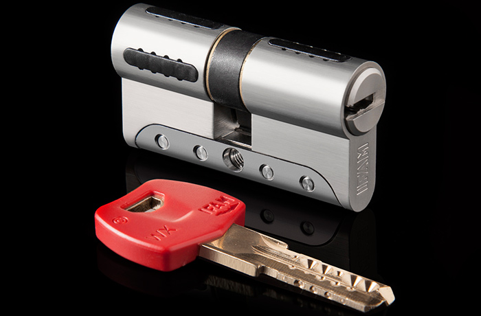 Sylinterilukko, niklattu, 60mm - Mekaaniset kalustelukot - 203159 - 1